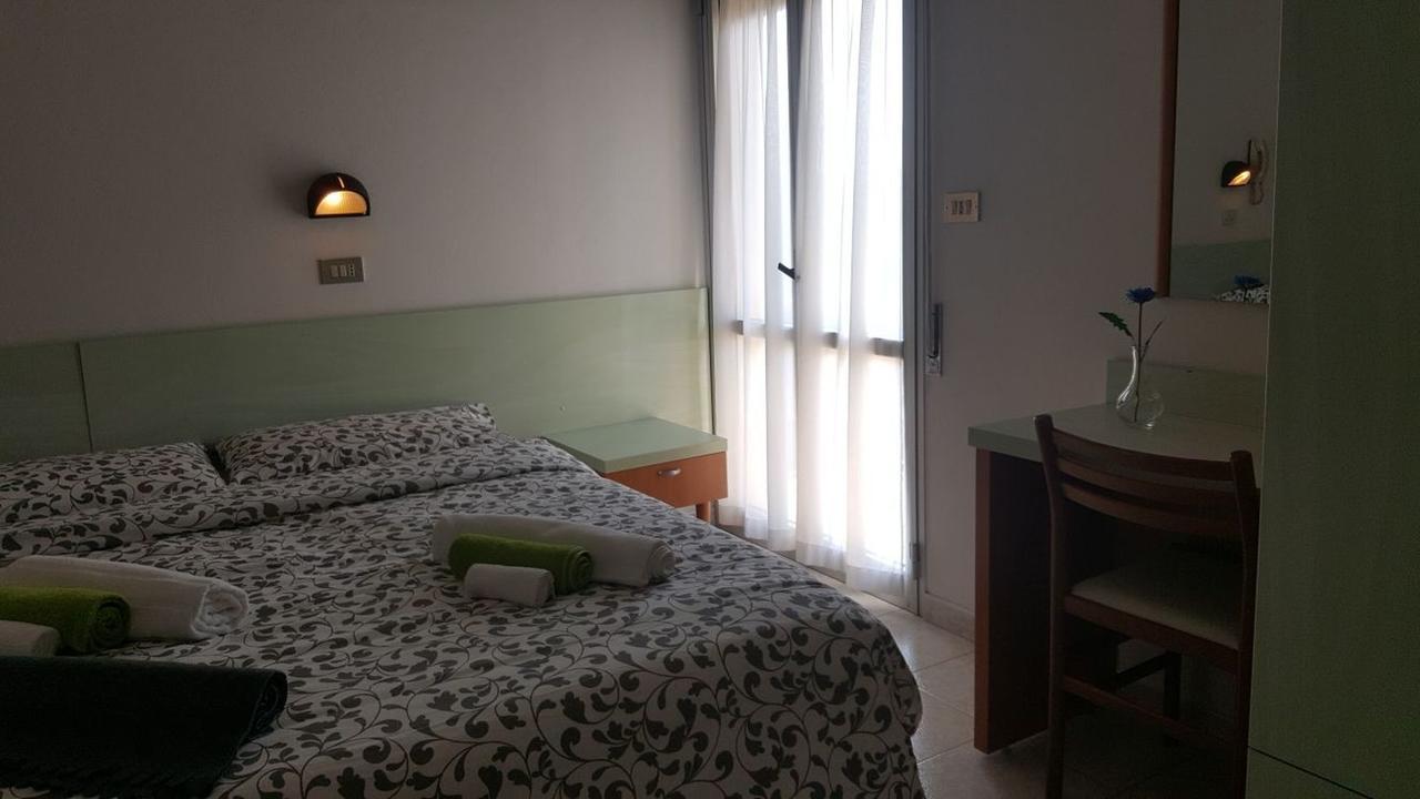Hotel Villa Cesira Bellaria-Igea Marina Room photo