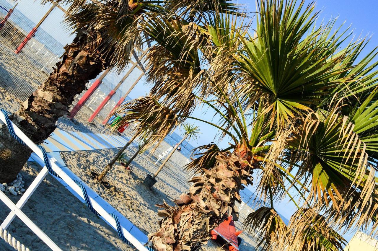 Hotel Villa Cesira Bellaria-Igea Marina Exterior photo